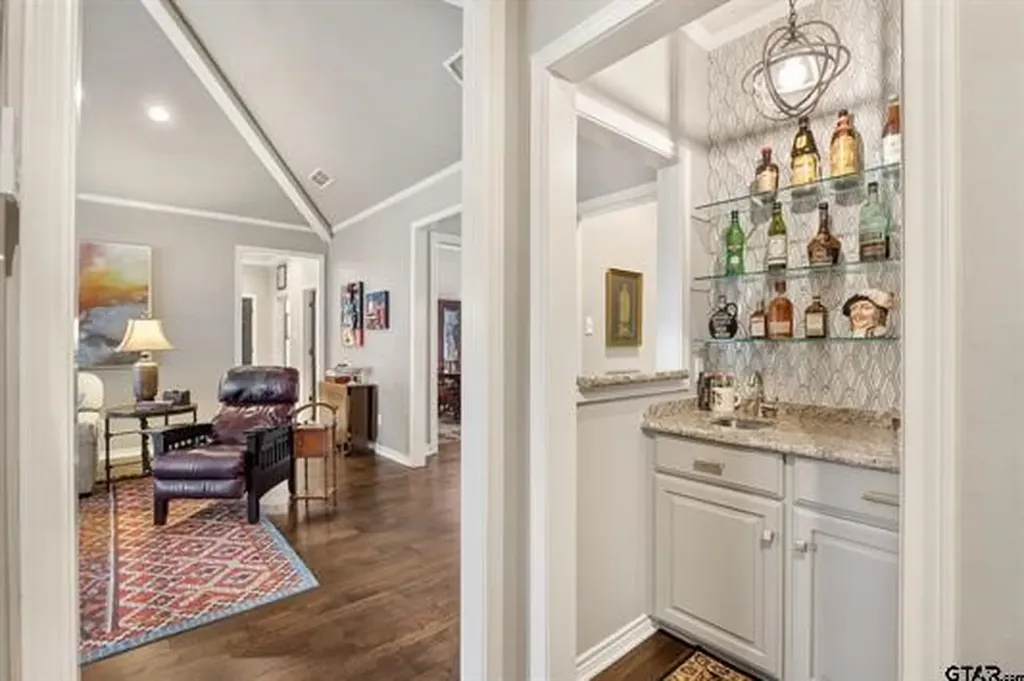 1413 Holly Creek Drive Tyler TX 75703