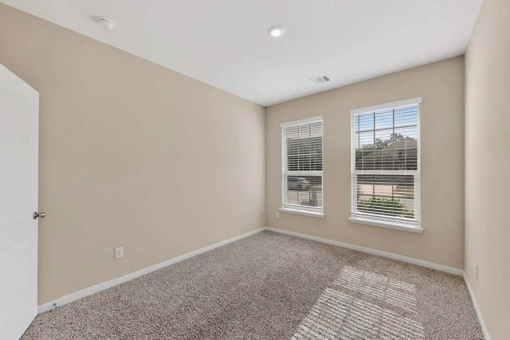 504 Cross Ridge Circle N Fort Worth TX 76120
