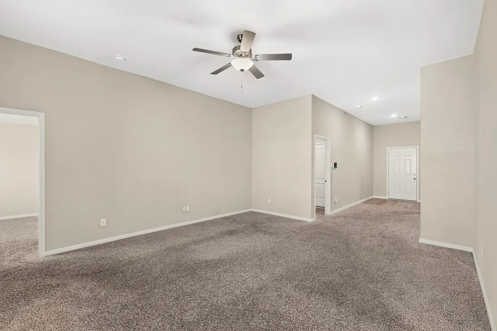 504 Cross Ridge Circle N Fort Worth TX 76120