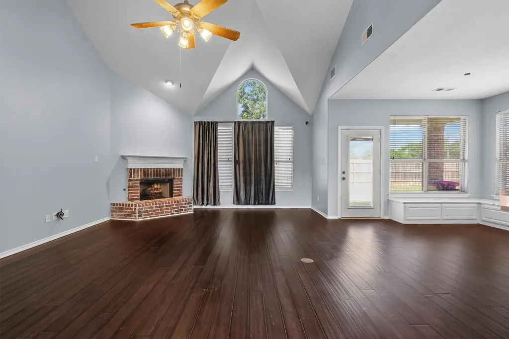 3701 Emerald Park Court Corinth TX 76208