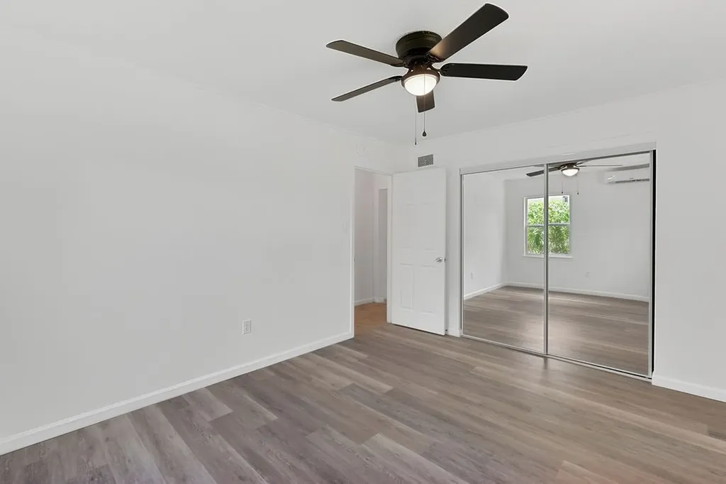 327 Randolph Street Lone Star TX 75668