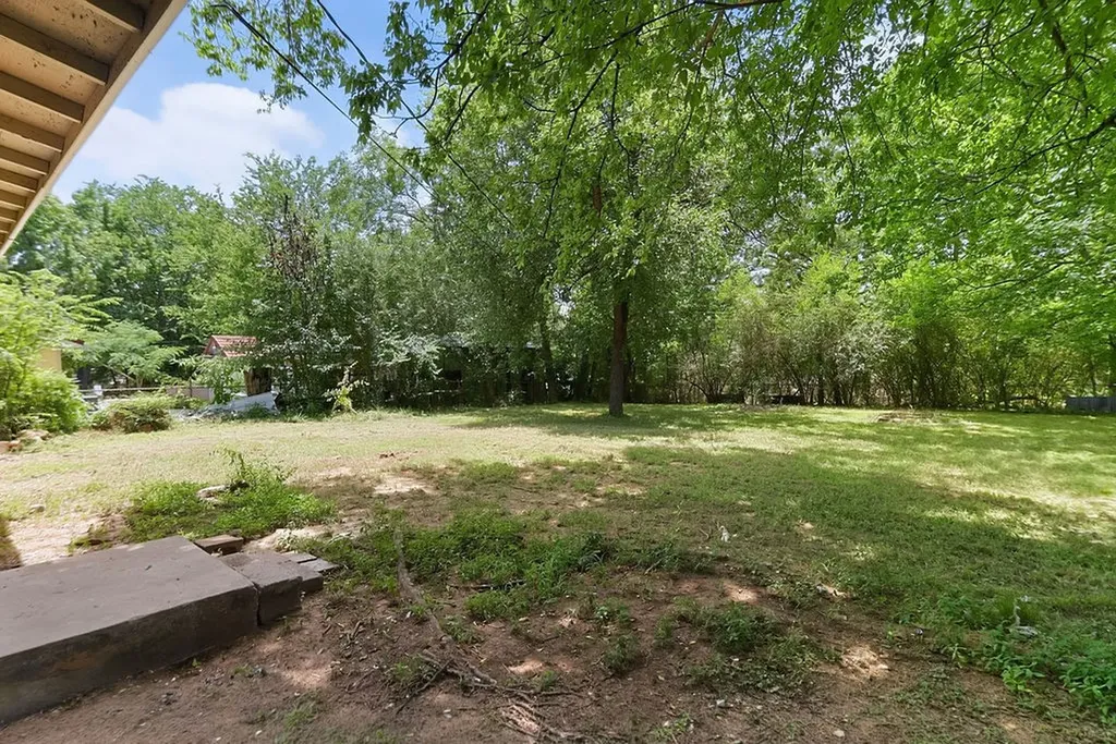 327 Randolph Street Lone Star TX 75668
