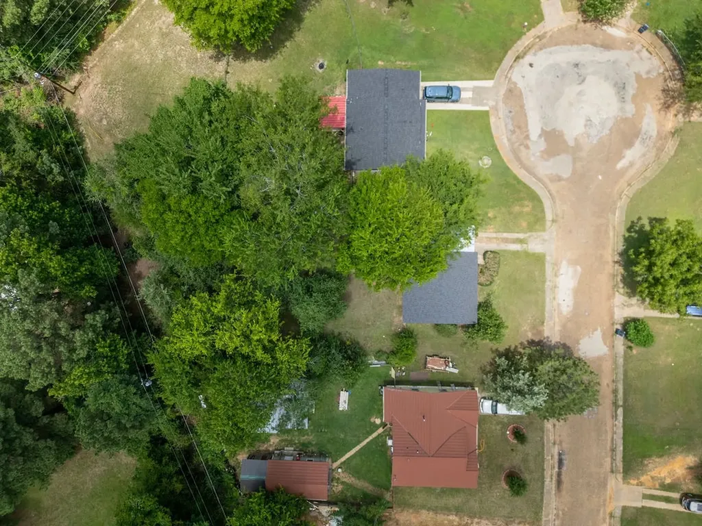 327 Randolph Street Lone Star TX 75668