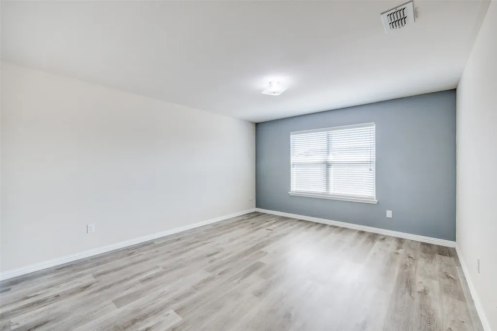 915 Penny Royal Court Arlington TX 76002