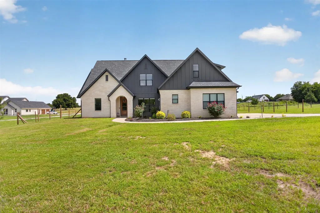 4640 County Road 1040 Celeste TX 75423