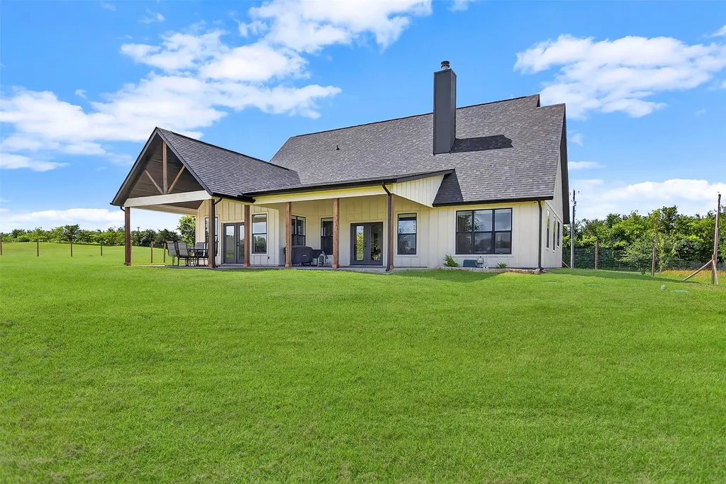 4640 County Road 1040 Celeste TX 75423