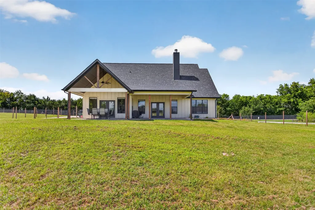 4640 County Road 1040 Celeste TX 75423