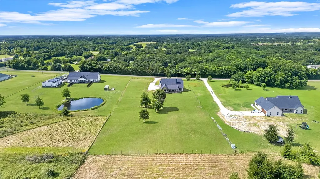 4640 County Road 1040 Celeste TX 75423