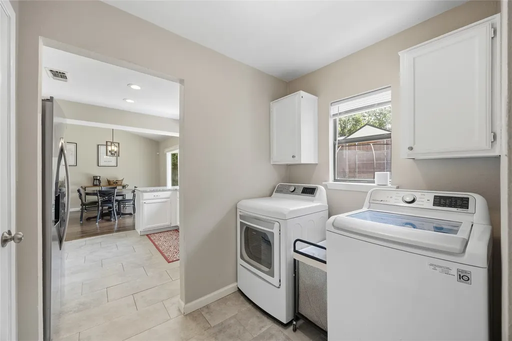 408 Thorn Wood Drive Euless TX 76039