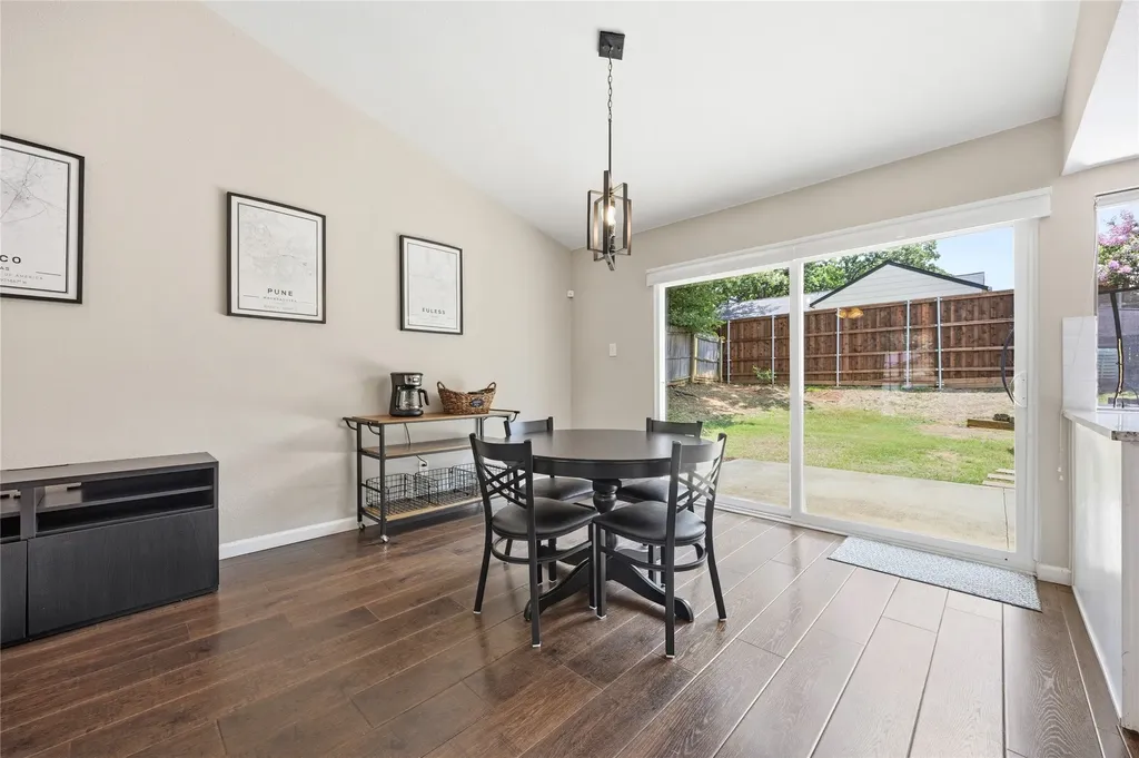 408 Thorn Wood Drive Euless TX 76039