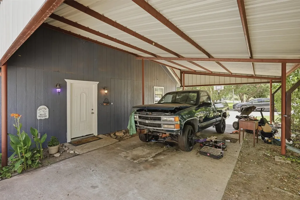 1101 Charles Street Weatherford TX 76086