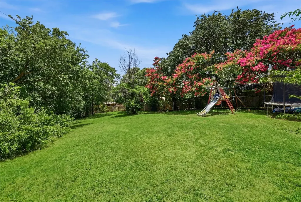 1101 Charles Street Weatherford TX 76086