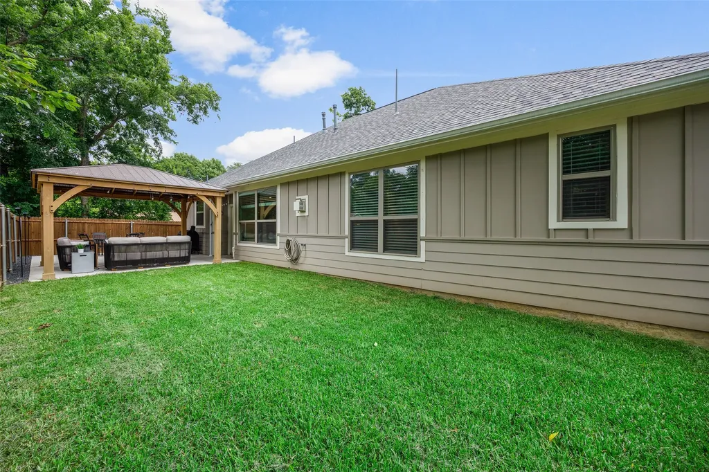 412 Kincaide Street Mckinney TX 75069
