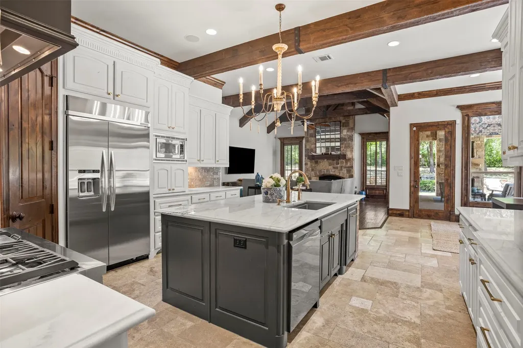 2405 Southern Hills Court Keller TX 76248