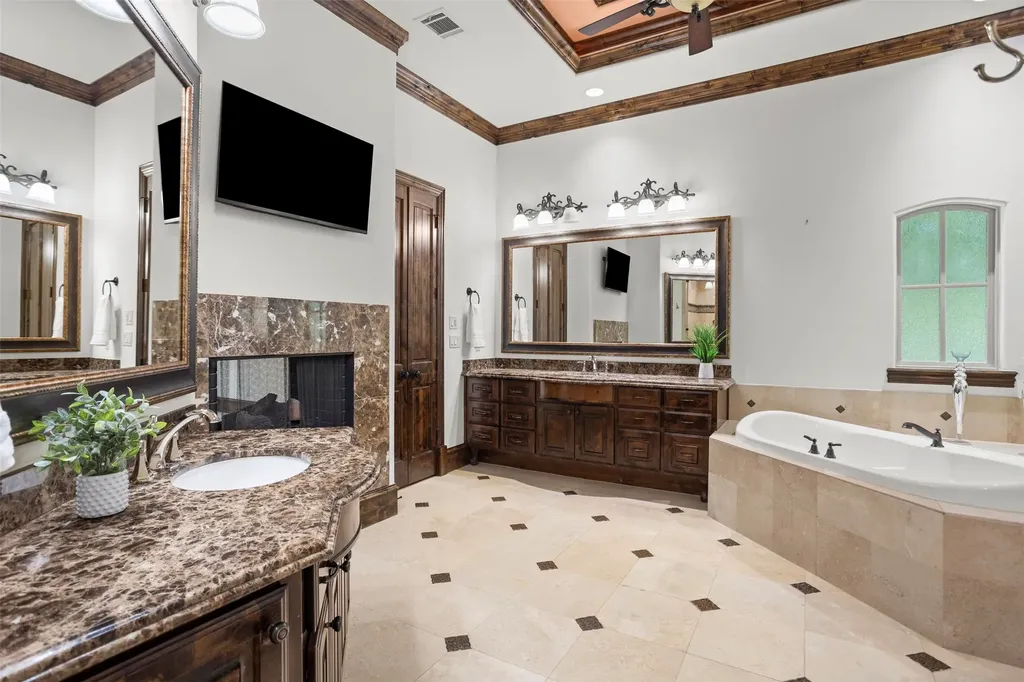 2405 Southern Hills Court Keller TX 76248