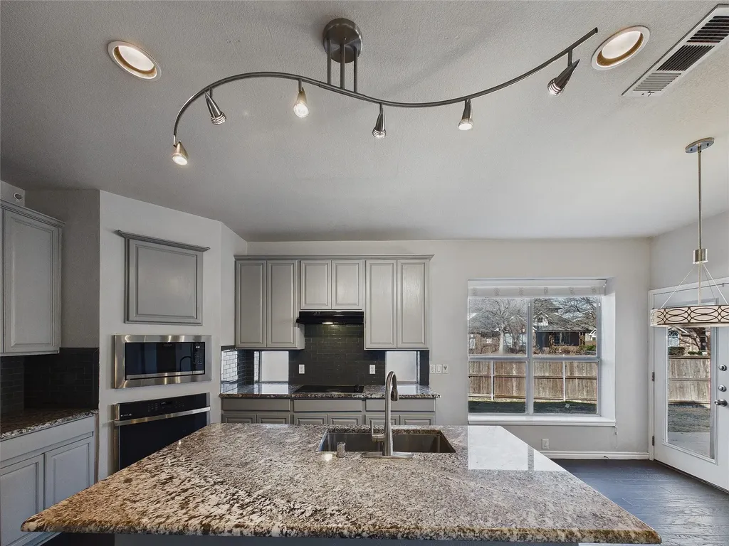 11672 Cape Royal Lane Frisco TX 75033