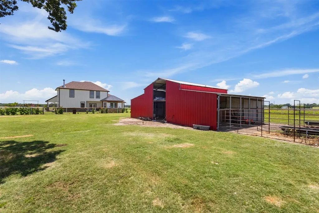233 Private Road 7786 Wills Point TX 75169