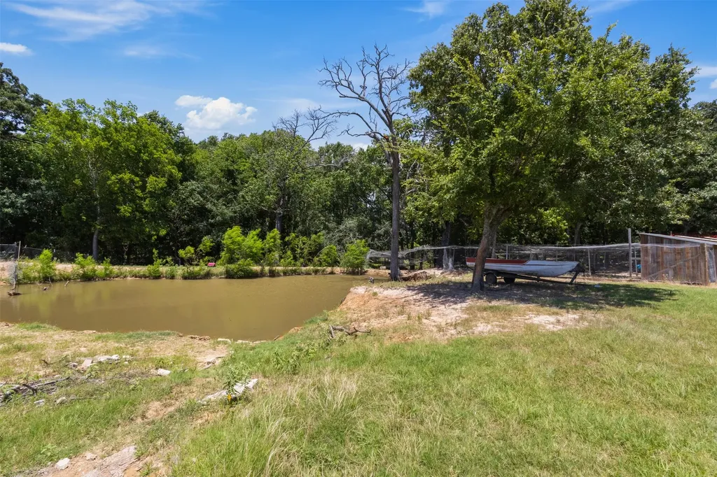 233 Private Road 7786 Wills Point TX 75169