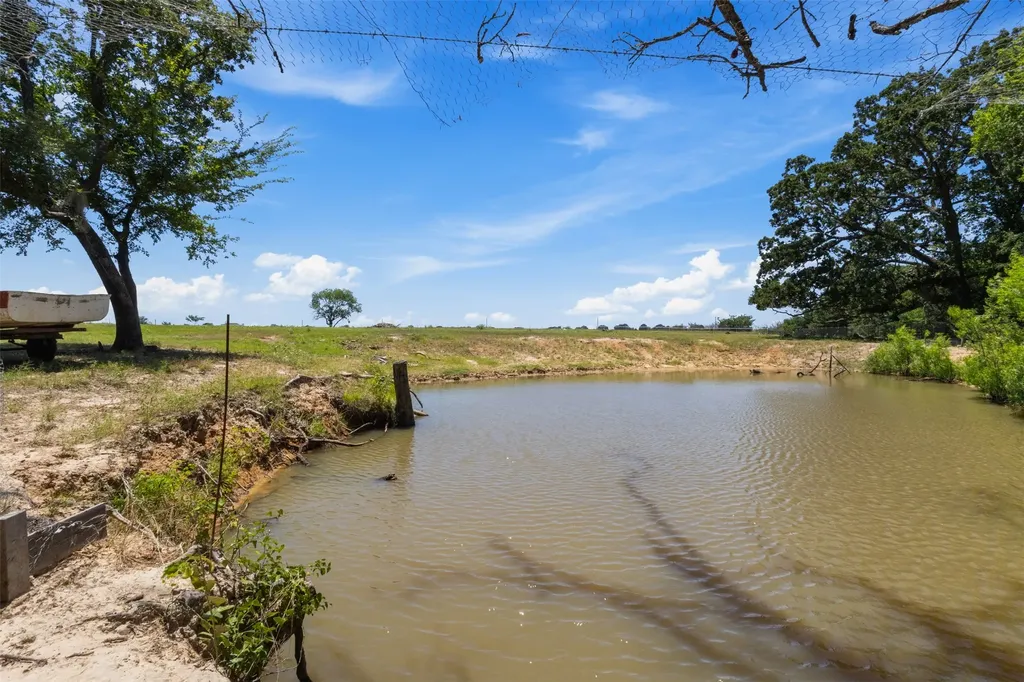 233 Private Road 7786 Wills Point TX 75169