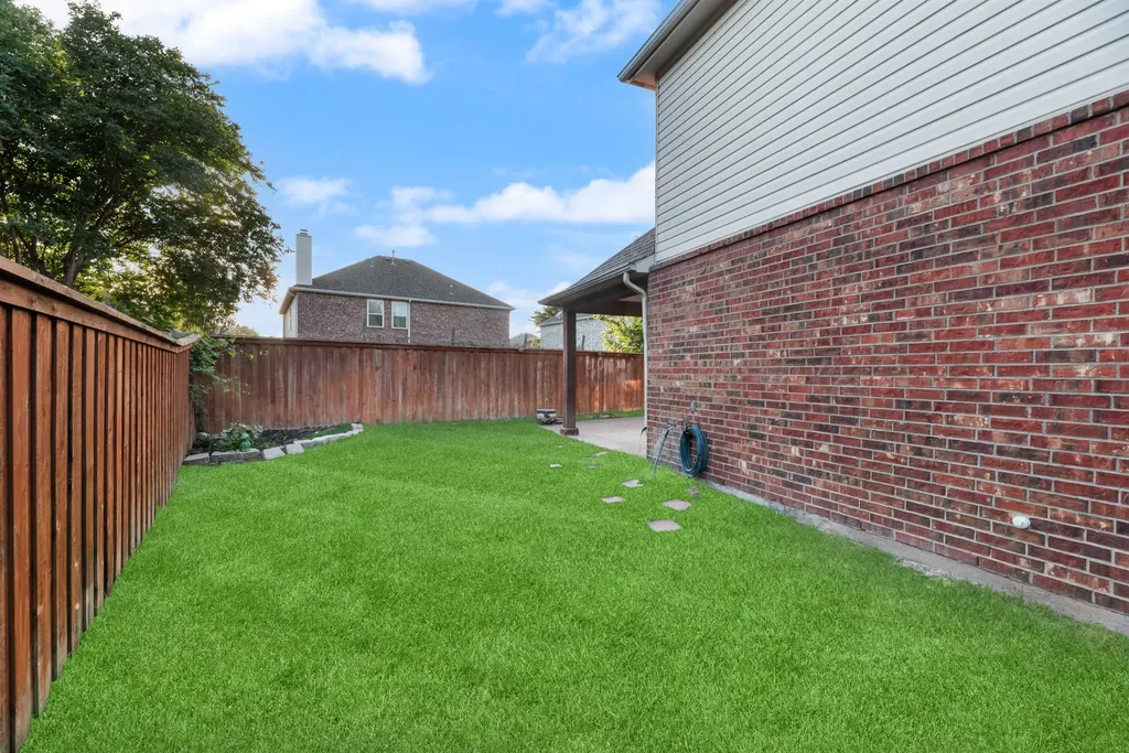 2208 Sheldon Drive Mckinney TX 75072