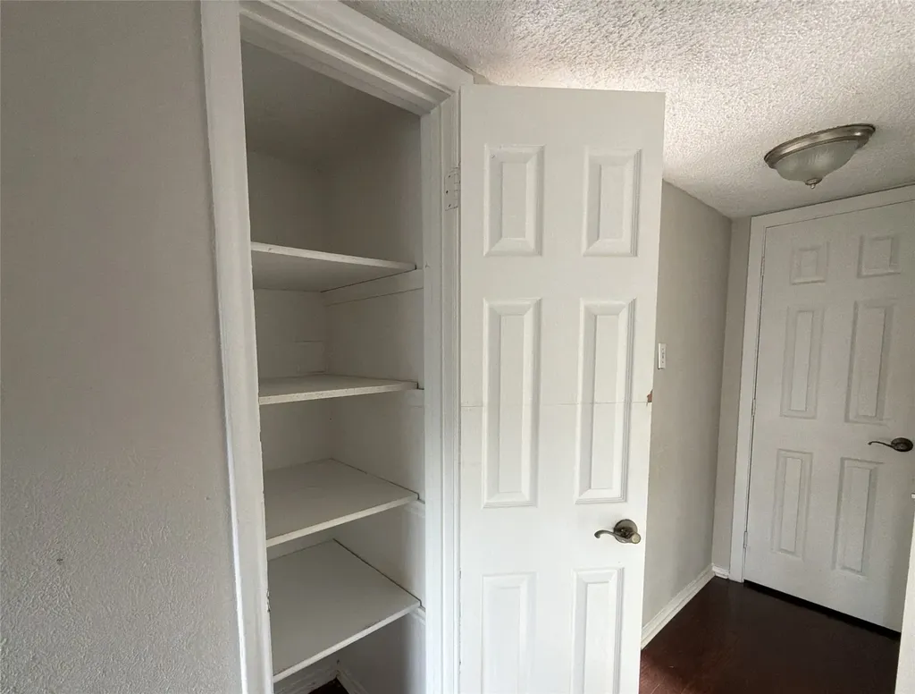 7791 Los Gatos Drive Dallas TX 75232