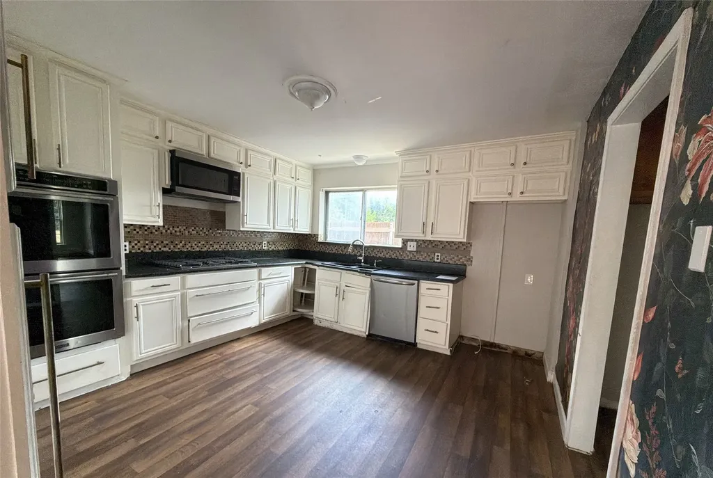 7791 Los Gatos Drive Dallas TX 75232