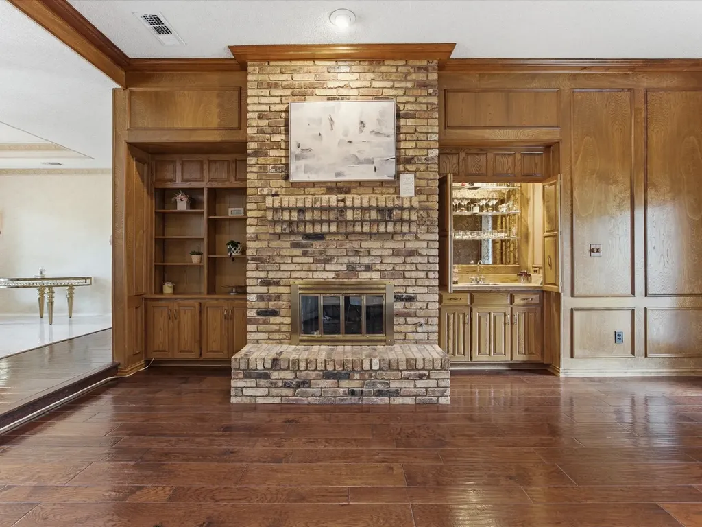 3701 Waycross Court Arlington TX 76016