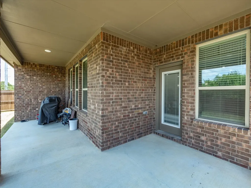 3717 Tracewood Bend Aubrey TX 76227