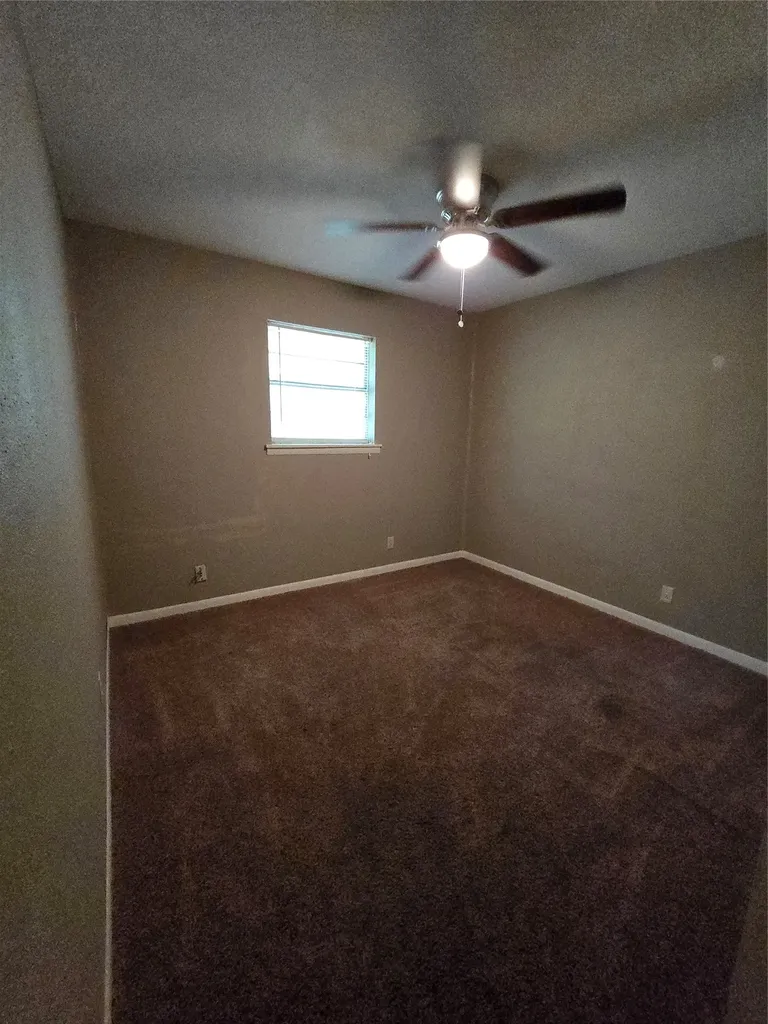 2970 41st Street SE Paris TX 75462