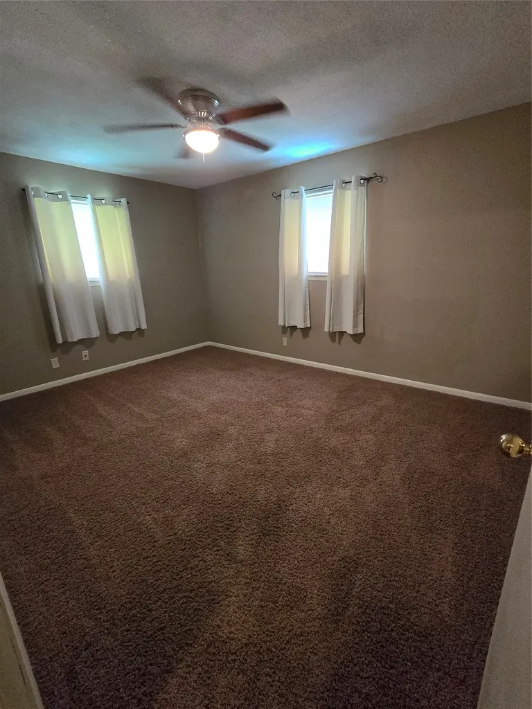 2970 41st Street SE Paris TX 75462