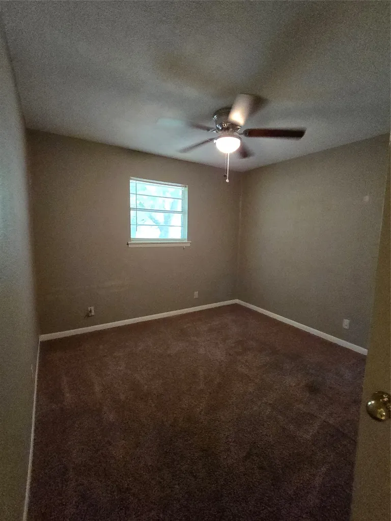 2970 41st Street SE Paris TX 75462
