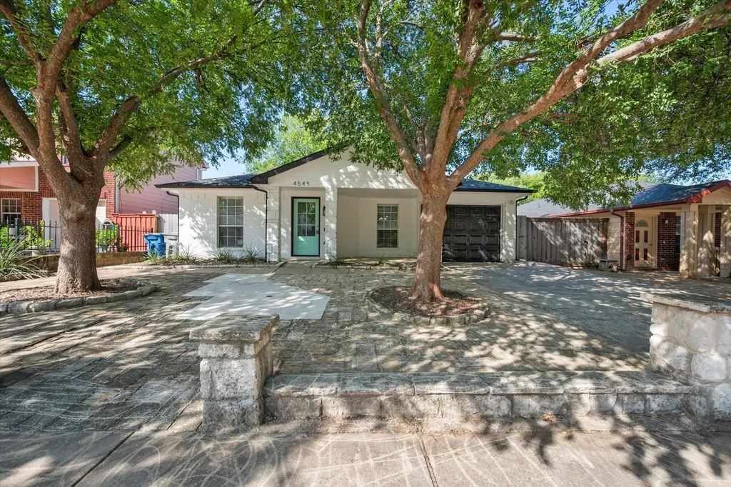 4548 Via James Jacob Dallas TX 75211