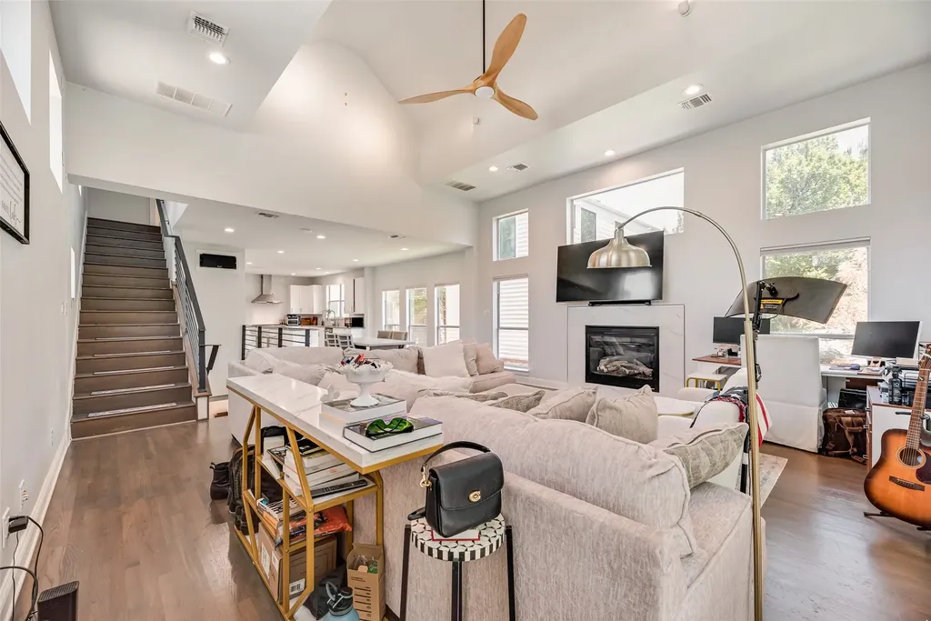 4926 Homer Street Dallas TX 75206