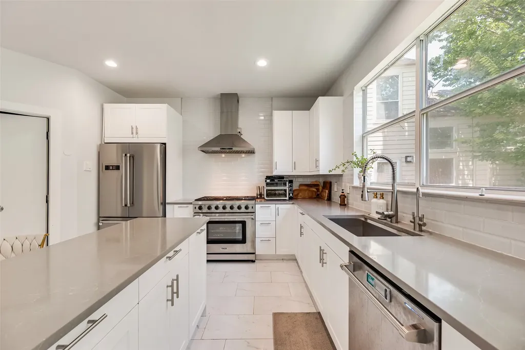 4926 Homer Street Dallas TX 75206
