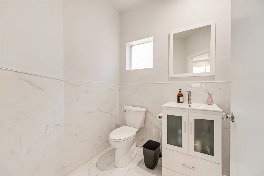 4926 Homer Street Dallas TX 75206