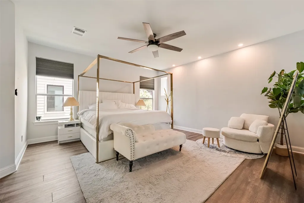 4926 Homer Street Dallas TX 75206