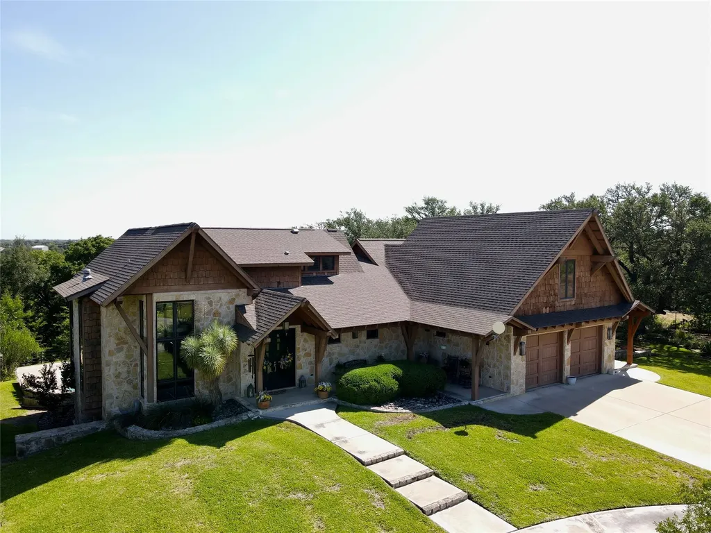 1255 Alexander Road Stephenville TX 76401
