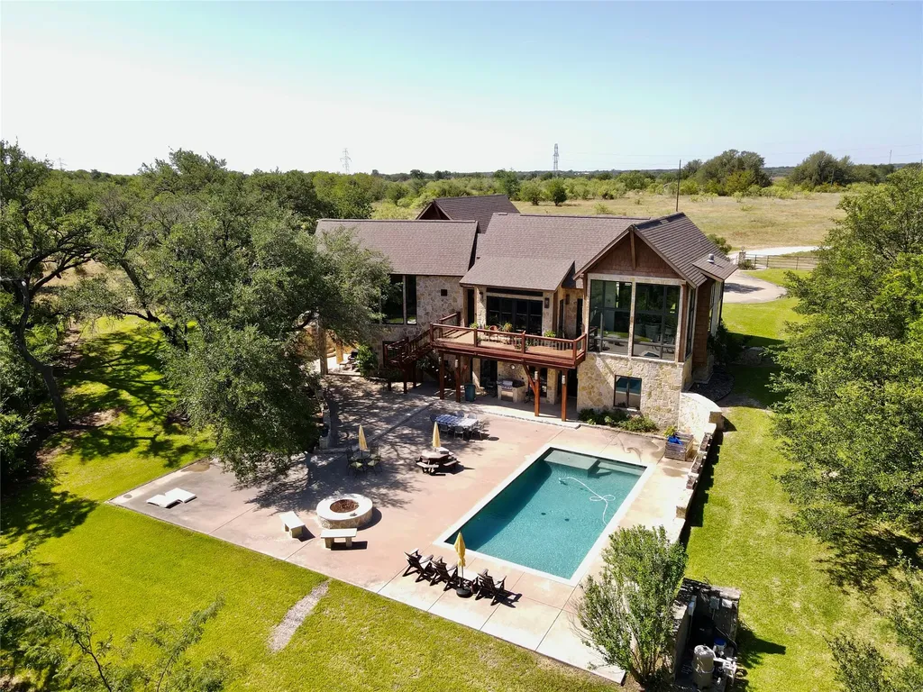 1255 Alexander Road Stephenville TX 76401