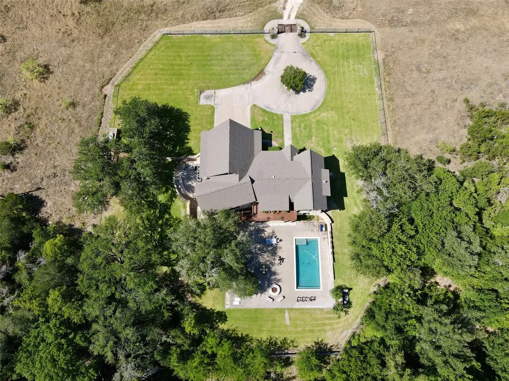 1255 Alexander Road Stephenville TX 76401