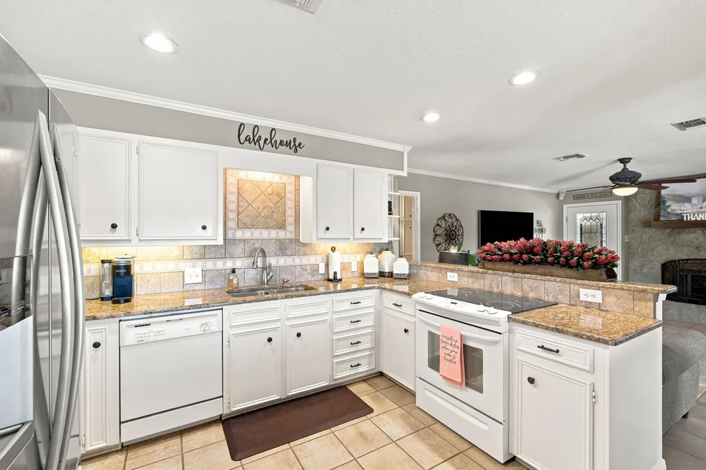311 County Road 1710 Clifton TX 76634