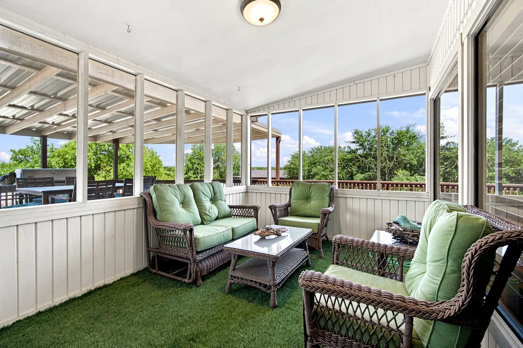 311 County Road 1710 Clifton TX 76634