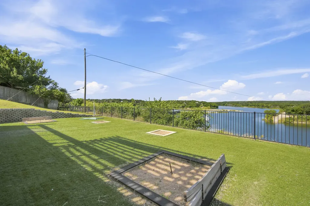 311 County Road 1710 Clifton TX 76634