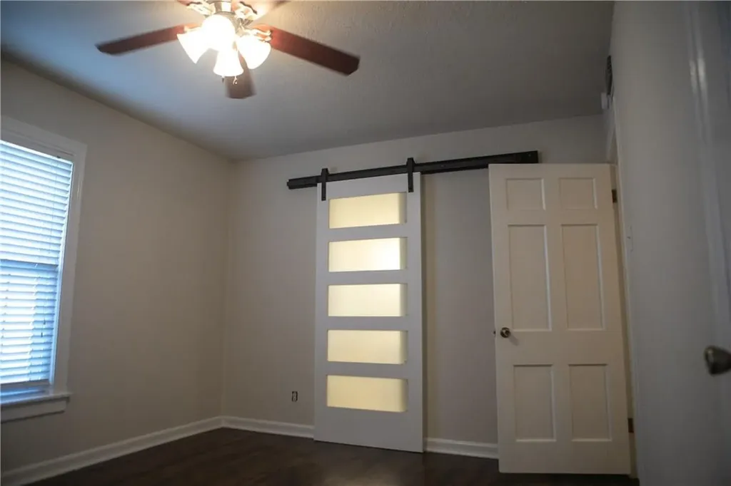 1325 Smilax Avenue Fort Worth TX 76111