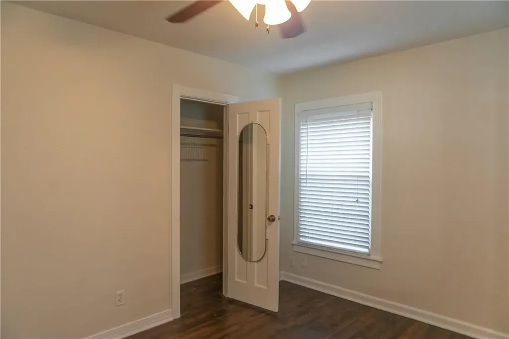 1325 Smilax Avenue Fort Worth TX 76111