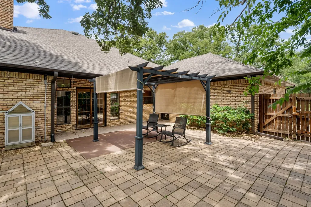 1023 County Road 3310 Greenville TX 75402