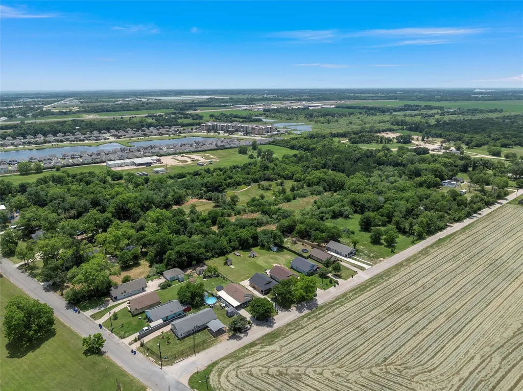 3721 S 4th Street Waco TX 76706