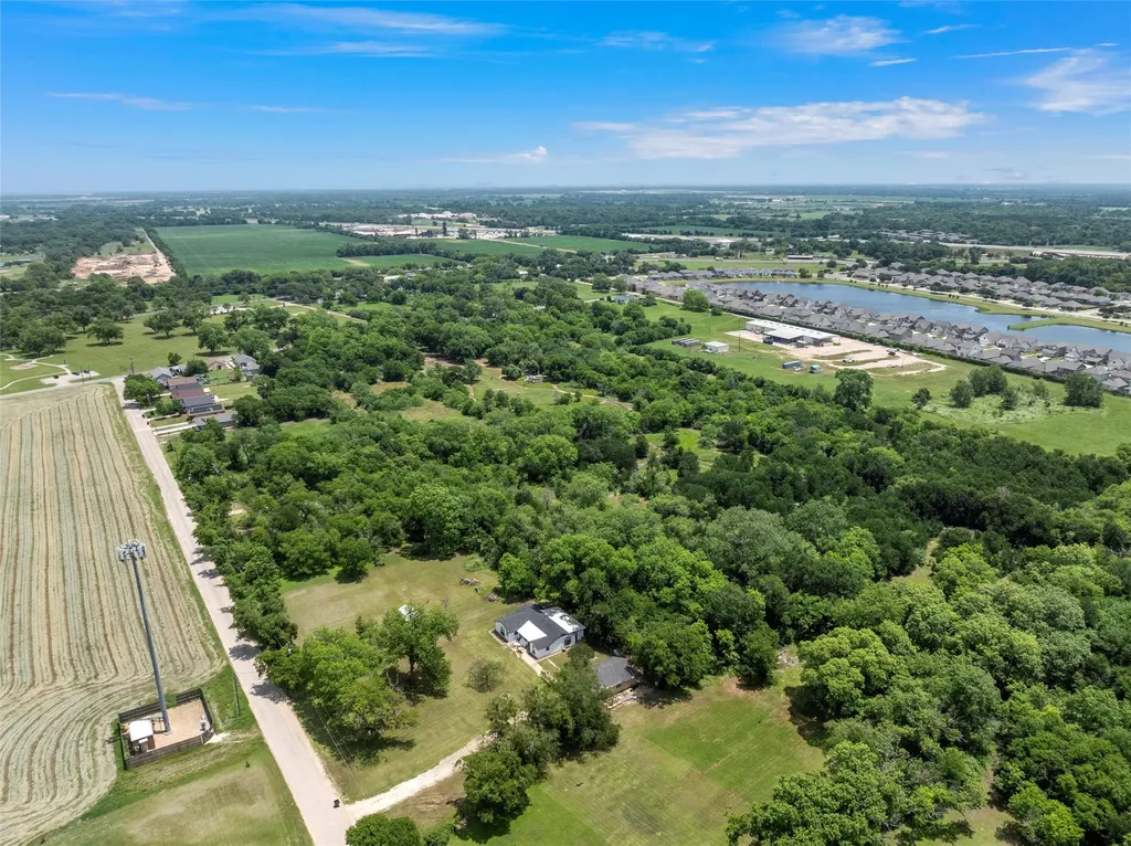 3721 S 4th Street Waco TX 76706