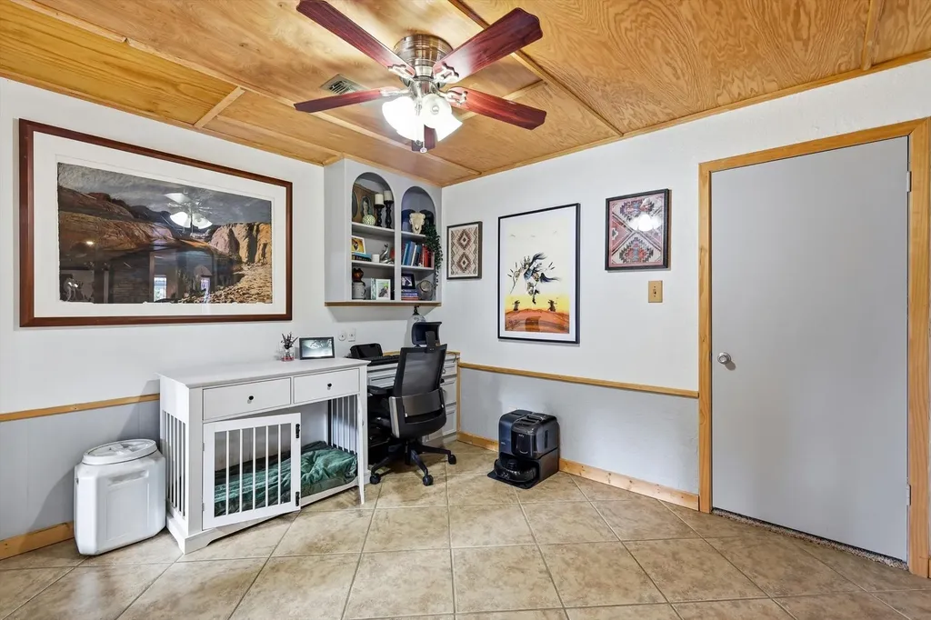 913 Harwood Terrace Bedford TX 76021