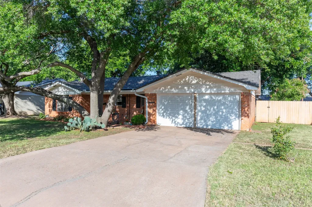 2310 Crescent Drive Abilene TX 79605