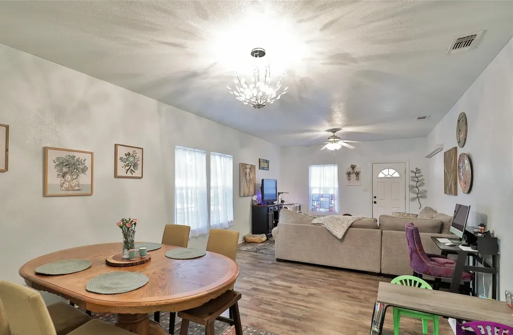 510 W Plummer Street Eastland TX 76448
